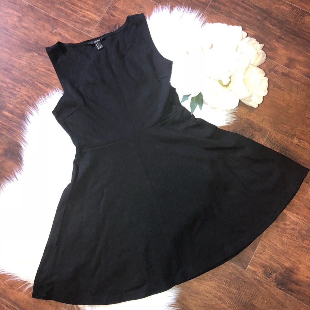🖤🌸Forever 21 LBD🌸🖤